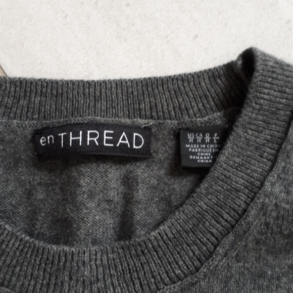 Sweater - Picture 2 of 5